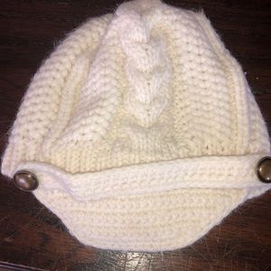 Women’s White Merona Beanie